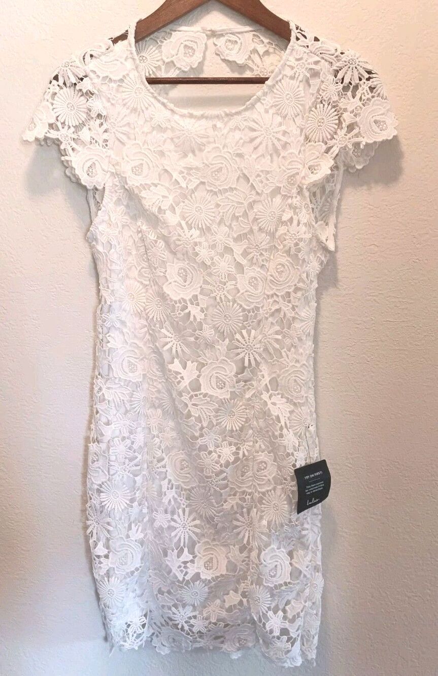 Lulus White Crochet Floral Lace Open Back Mini Dress Cap Sleeve Bridal Size M - Picture 2 of 11